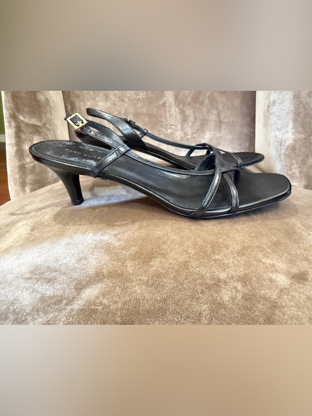 Tory Burch Capri Black Leather Slingback Kitten Heel Sandals NWOT 9.5 - Picture 4 of 6